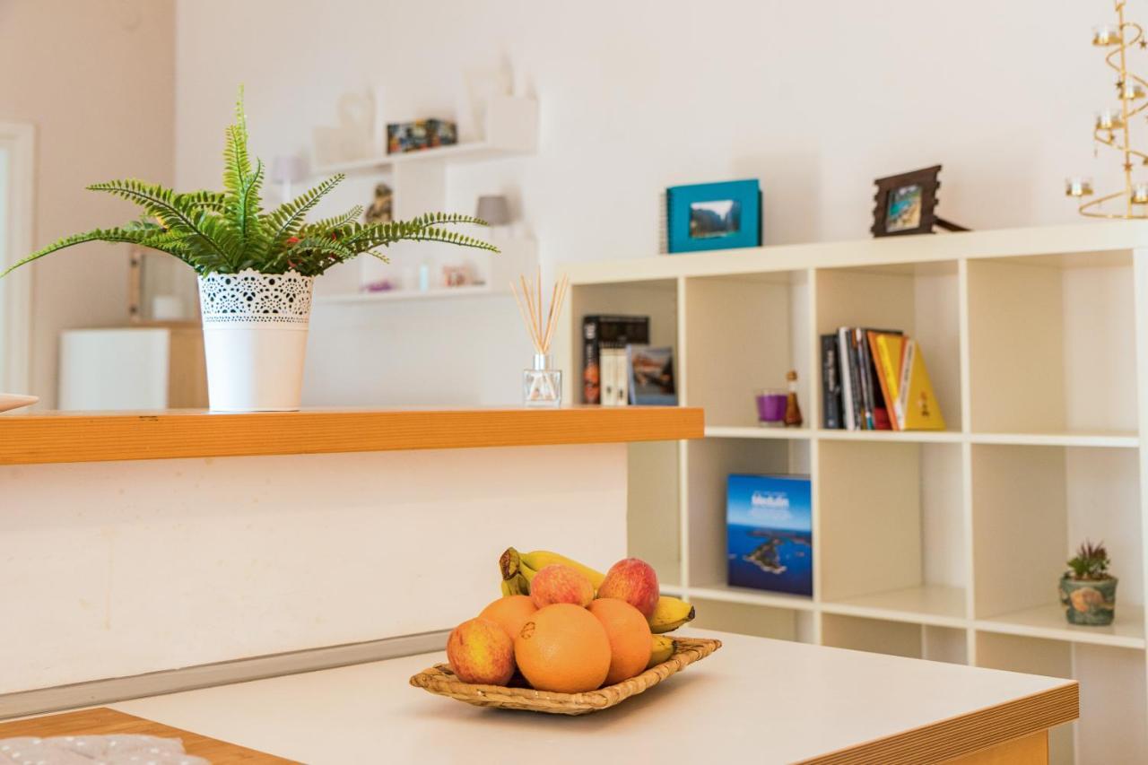 Cubo Apartment Pula Luaran gambar